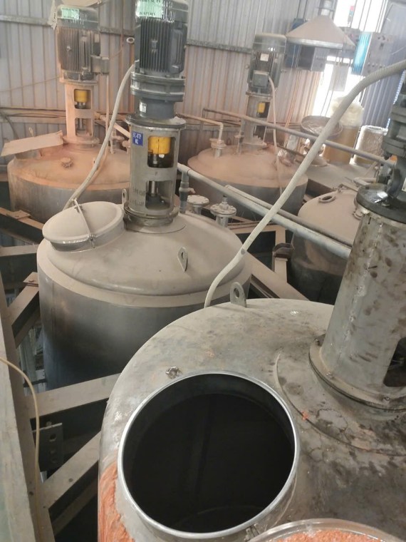 Bồn khuấy và phân tán công suất từ 2000L đến 5000L